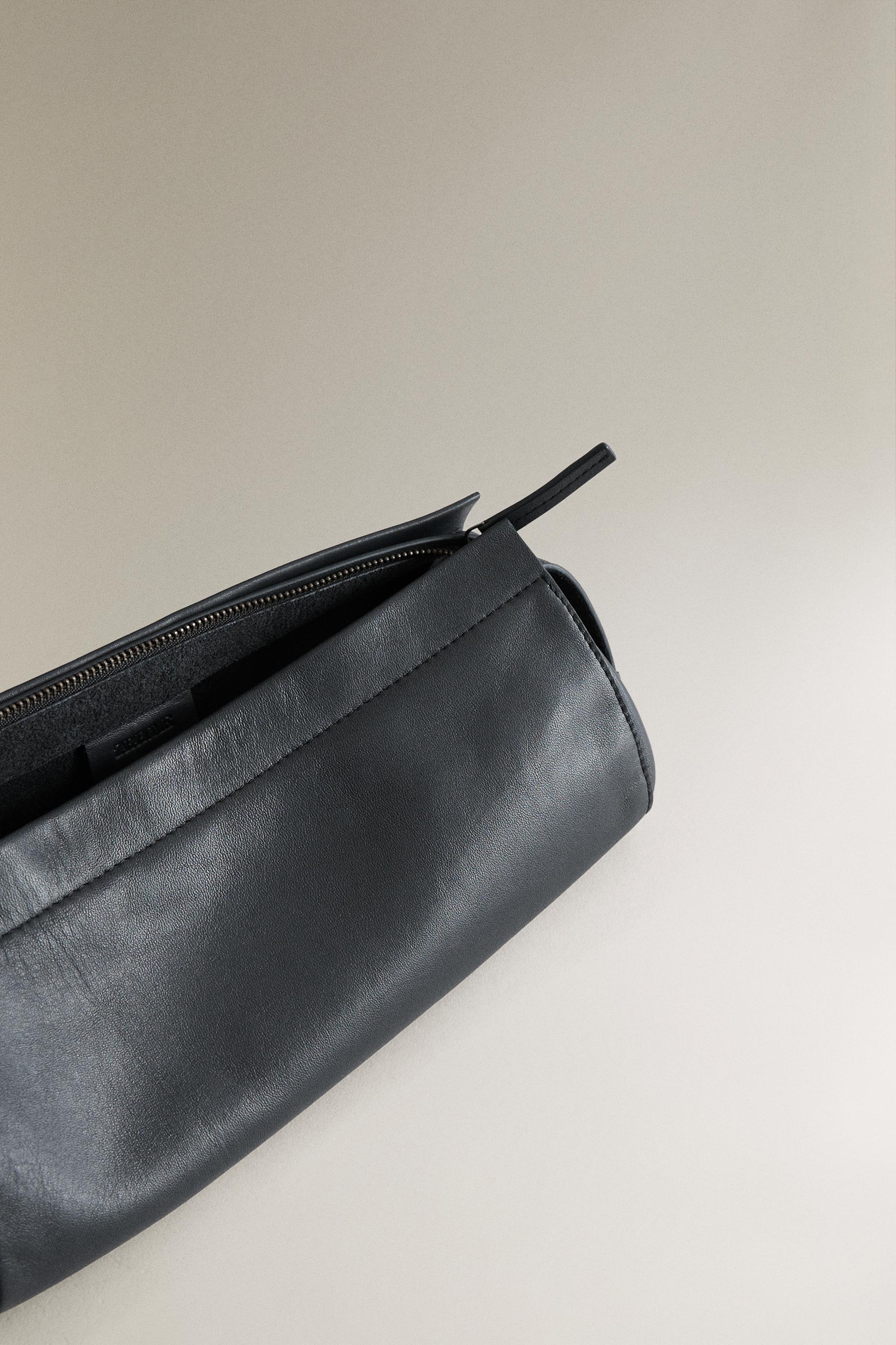 GRANDE TROUSSE EN CUIR NAPPA